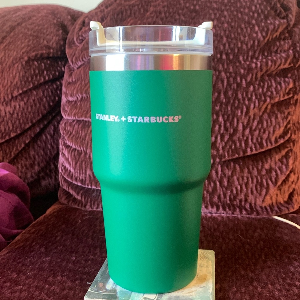 Stanley + Starbucks Green Tumbler Limited Edition